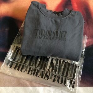 NWT Taylor Swift Eras Tour Blue XL Crew OG Official Tour Merch 2023 Egypt Tag